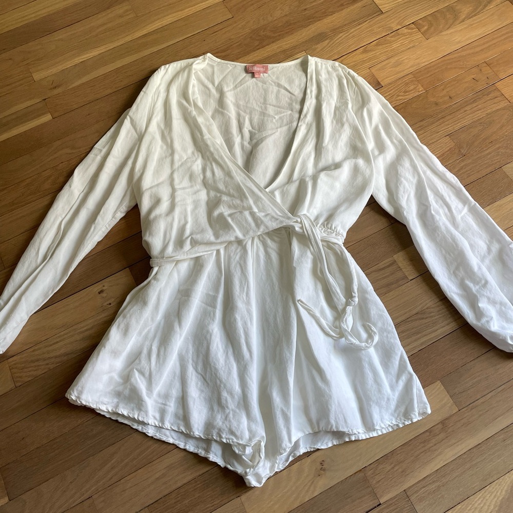 Long sleeve linen white cross front tie romper